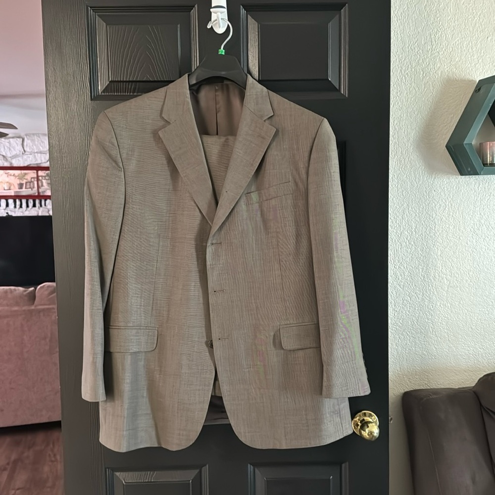 Men’s Stafford Suit Beown